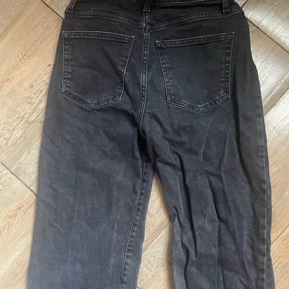 Silver Jeans Co. women’s black jeans, size 28 - Picture 3 of 3